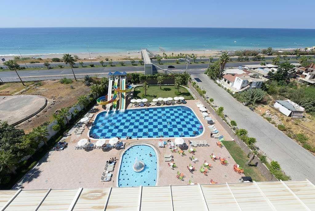 Simurg Halal Luxury Otel Antalia Esterno foto